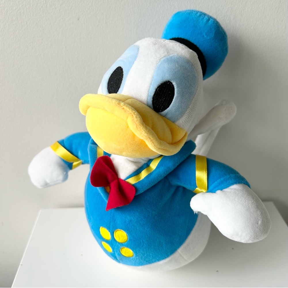 Donald Duck Plush Purse